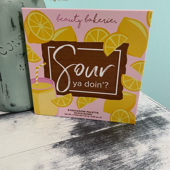 Beauty Bakerie Sour ya Doin’? Eyeshadow Palette - Picture 5 of 8